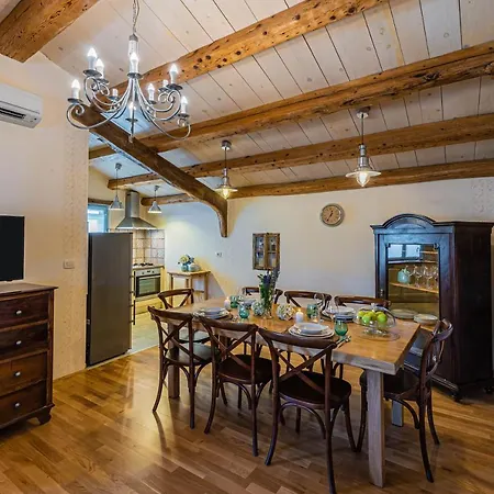 Holiday home House 1852 Grandici