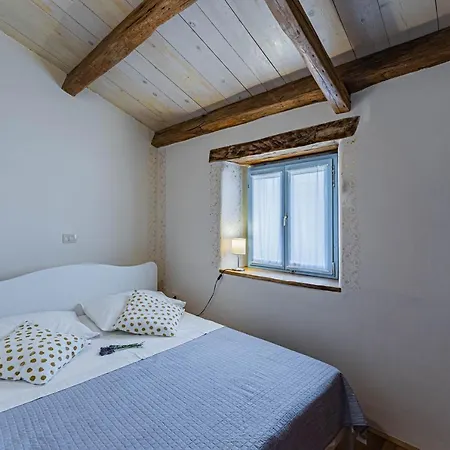 House 1852 Holiday home Grandici