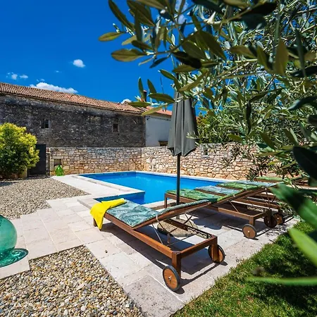 House 1852 Holiday home *