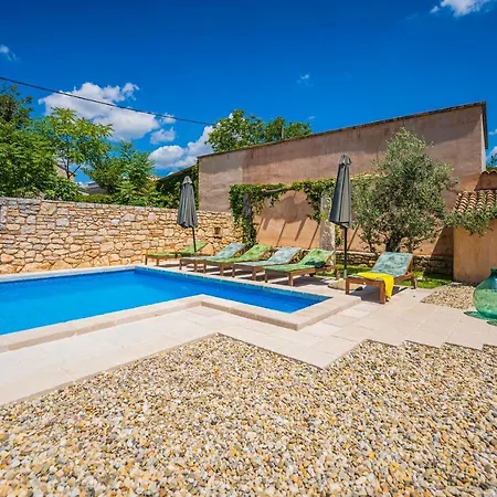 House 1852 Holiday home Grandici